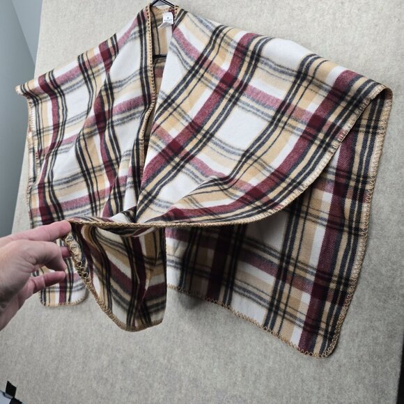 Plaid Blanket Wrap Cape By Woolrich One Size Polyester & Viscose - Picture 2 of 3